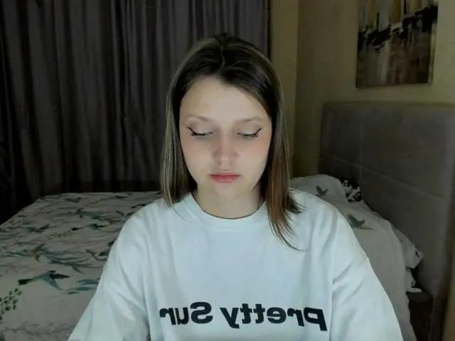 Live sex webcam photo for SoniNex #291982343