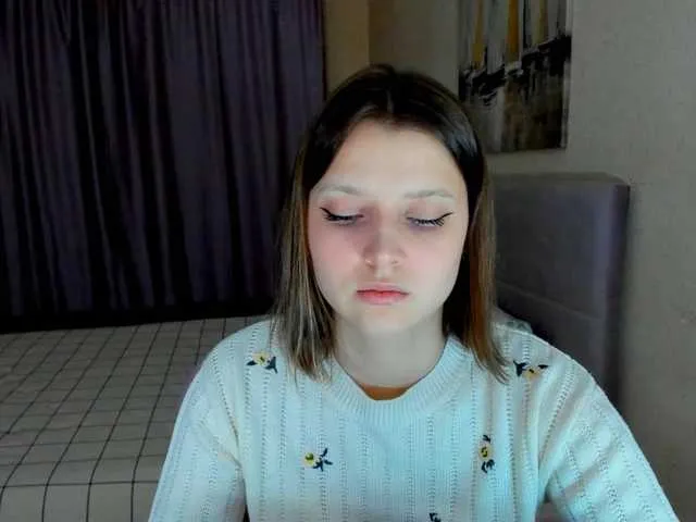 Live sex webcam photo for SoniNex #292330418