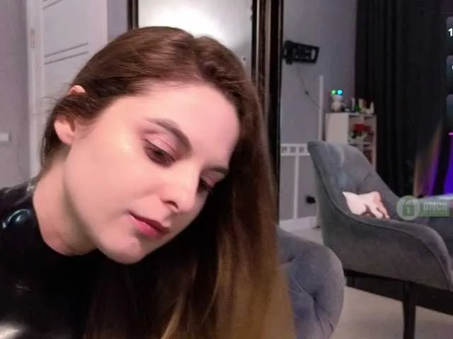 Live sex webcam photo for Sonia-Black #291996486