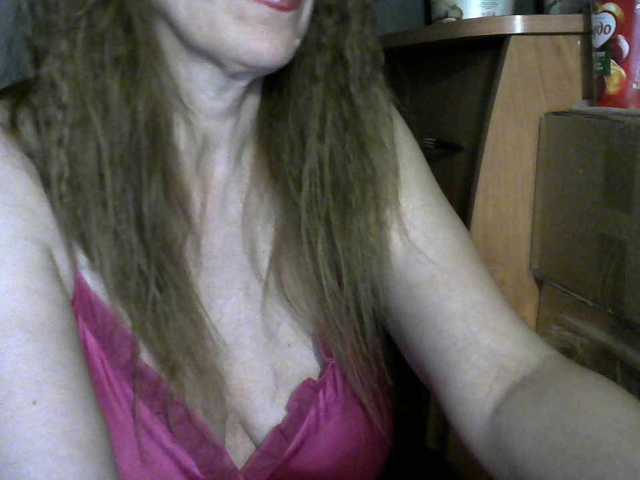 Live sex webcam photo for Sonya48 #273263800