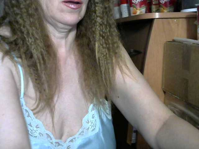 Live sex webcam photo for Sonya48 #273517194