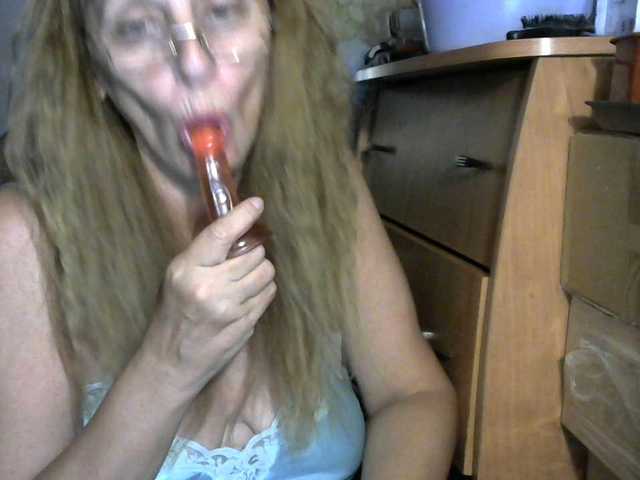 Live sex webcam photo for Sonya48 #274435124