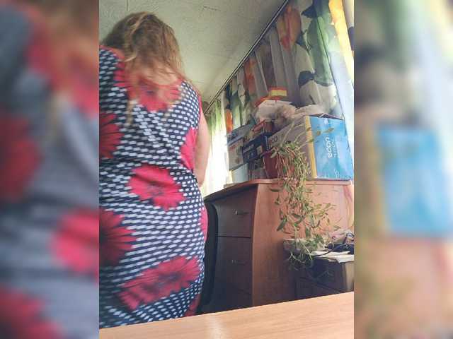 Live sex webcam photo for Sonya48 #275691361