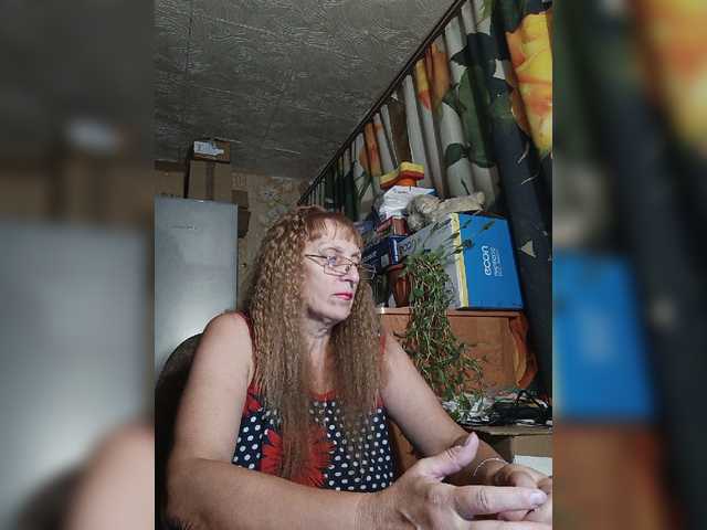 Live sex webcam photo for Sonya48 #275709151