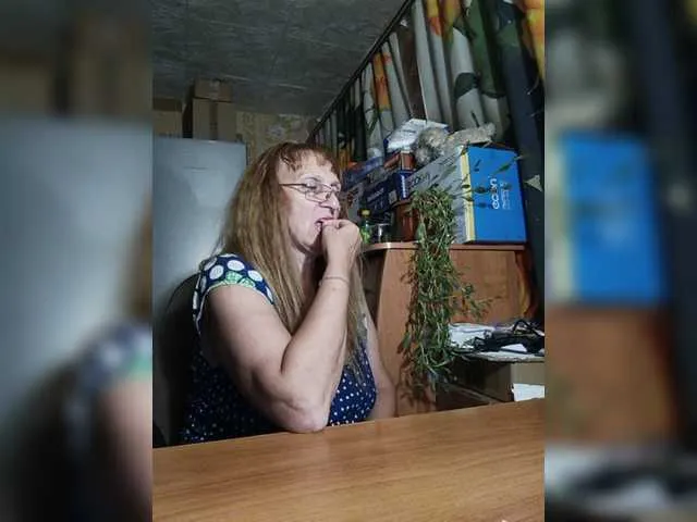 Live sex webcam photo for Sonya48 #275788901