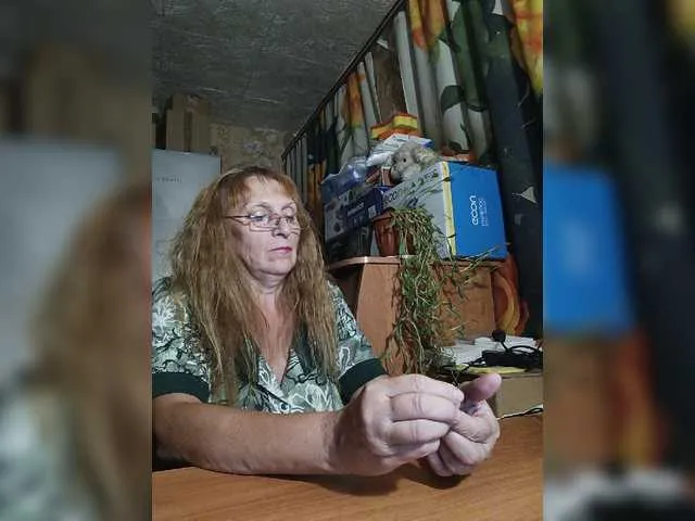 Live sex webcam photo for Sonya48 #276124826