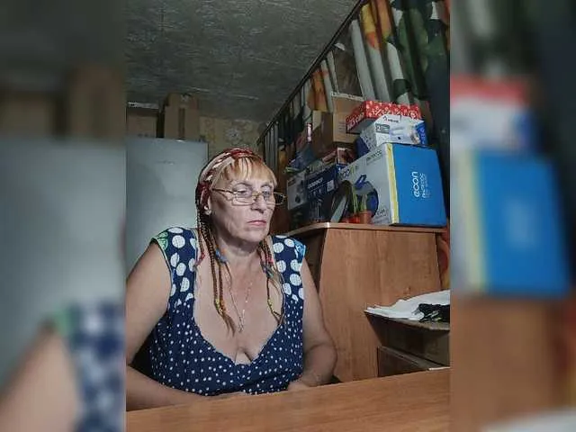 Live sex webcam photo for Sonya48 #276213969