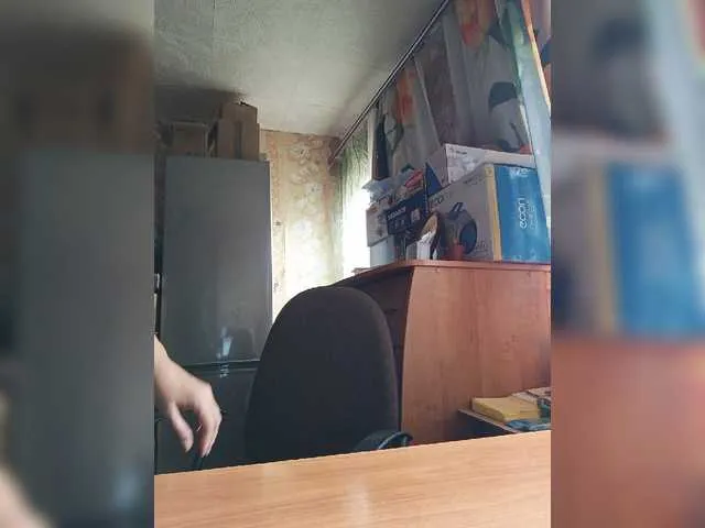 Live sex webcam photo for Sonya48 #276452742