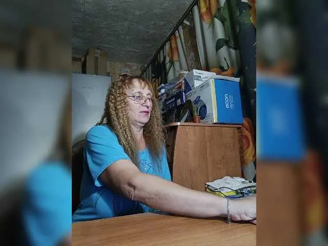 Live sex webcam photo for Sonya48 #276498234