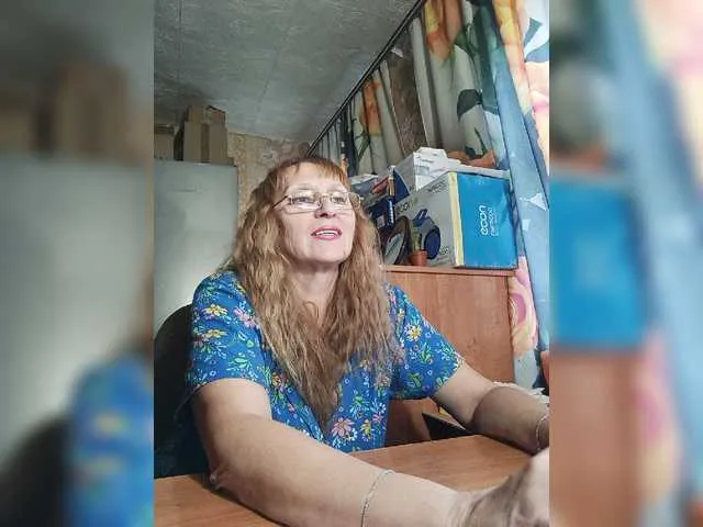 Live sex webcam photo for Sonya48 #276537743