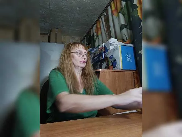 Live sex webcam photo for Sonya48 #276588681