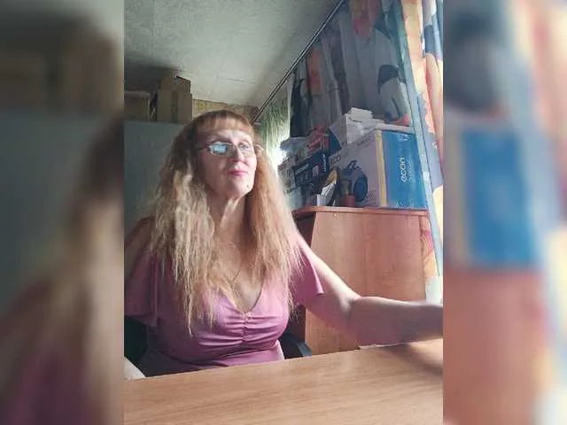 Live sex webcam photo for Sonya48 #276620278