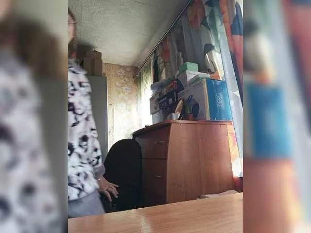 Live sex webcam photo for Sonya48 #276641772