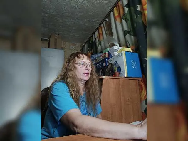 Live sex webcam photo for Sonya48 #276761799