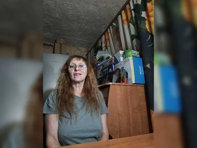 Live sex webcam photo for Sonya48 #276956917