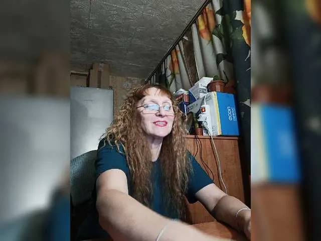 Live sex webcam photo for Sonya48 #277134069