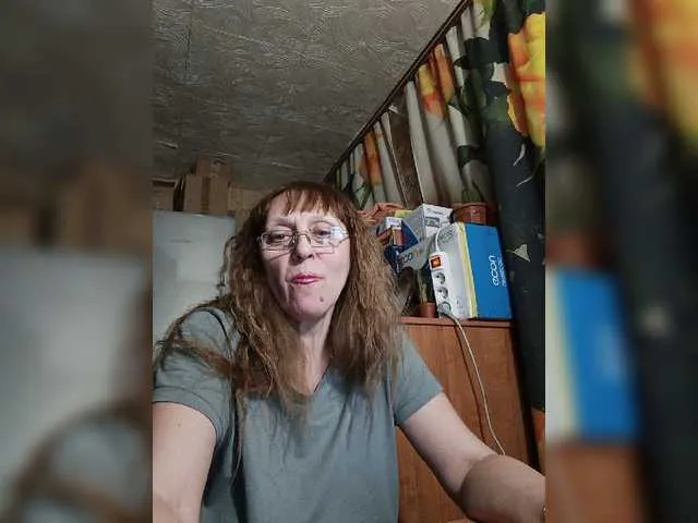 Live sex webcam photo for Sonya48 #277390128