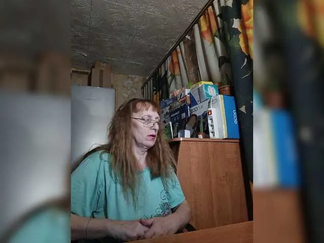 Live sex webcam photo for Sonya48 #277692102