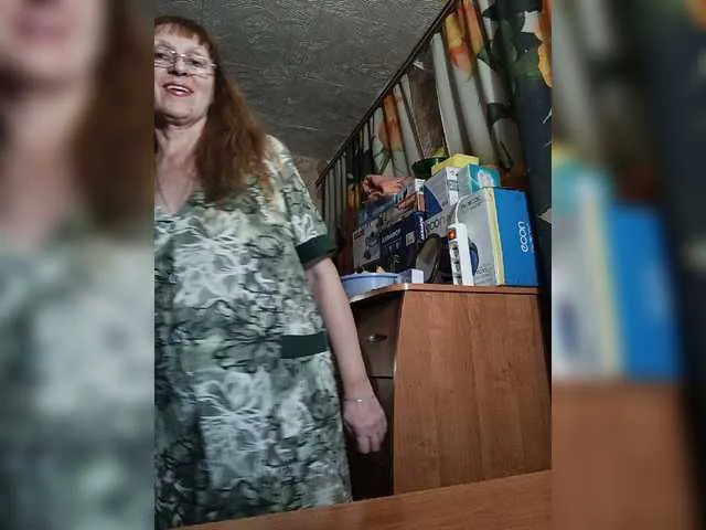 Live sex webcam photo for Sonya48 #277712805