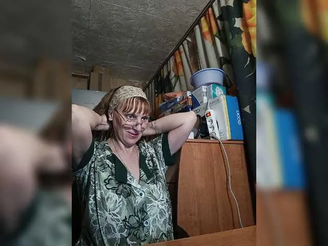 Live sex webcam photo for Sonya48 #277760133