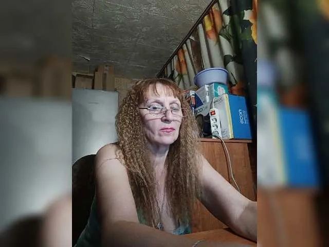 Live sex webcam photo for Sonya48 #277772178