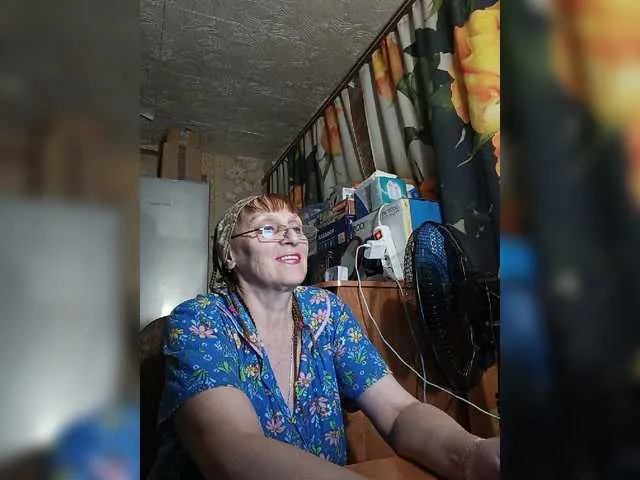 Live sex webcam photo for Sonya48 #277896941