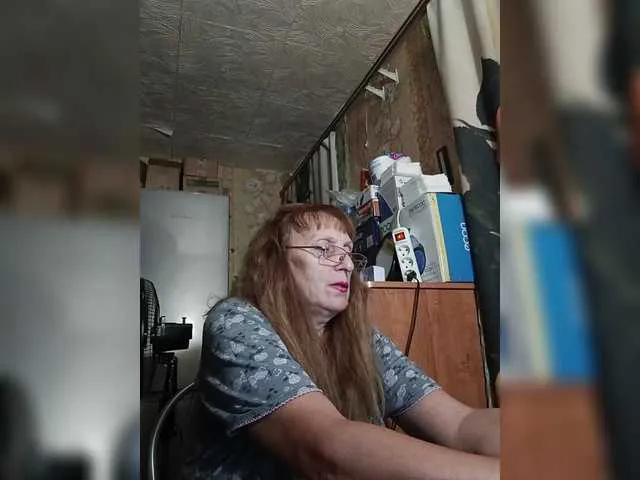 Live sex webcam photo for Sonya48 #289671356