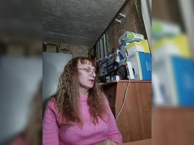 Live sex webcam photo for Sonya48 #290135337