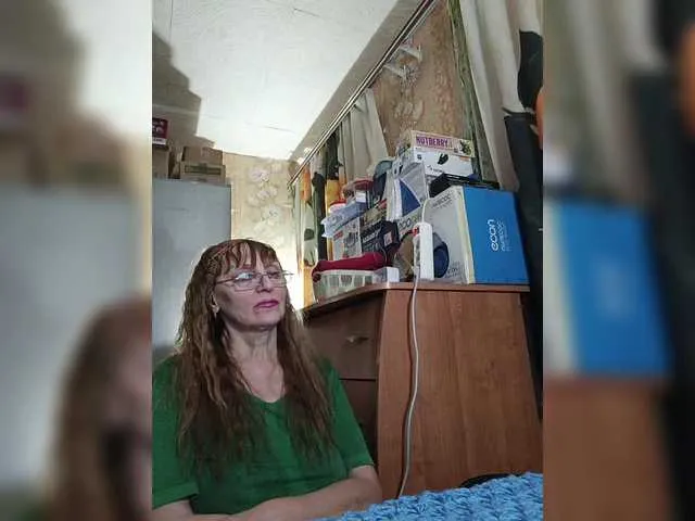 Live sex webcam photo for Sonya48 #290671282