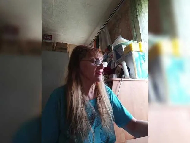 Live sex webcam photo for Sonya48 #290738546