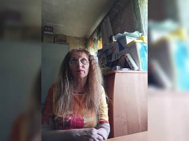 Live sex webcam photo for Sonya48 #290930524