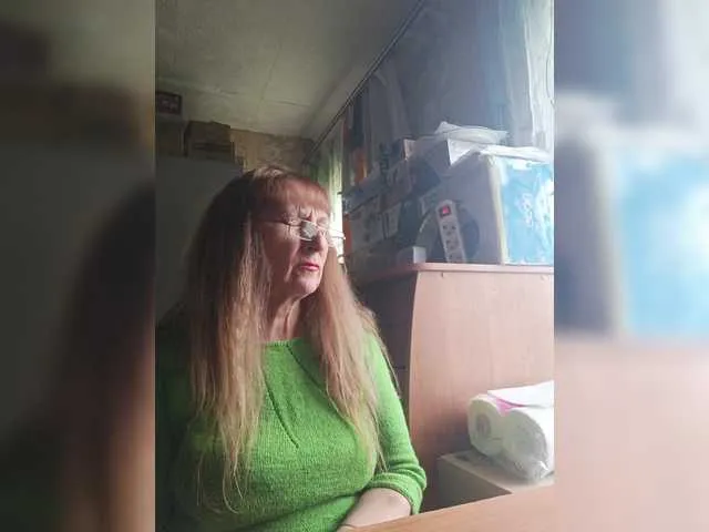 Live sex webcam photo for Sonya48 #291306449