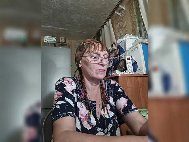 Live sex webcam photo for Sonya48 #291728419