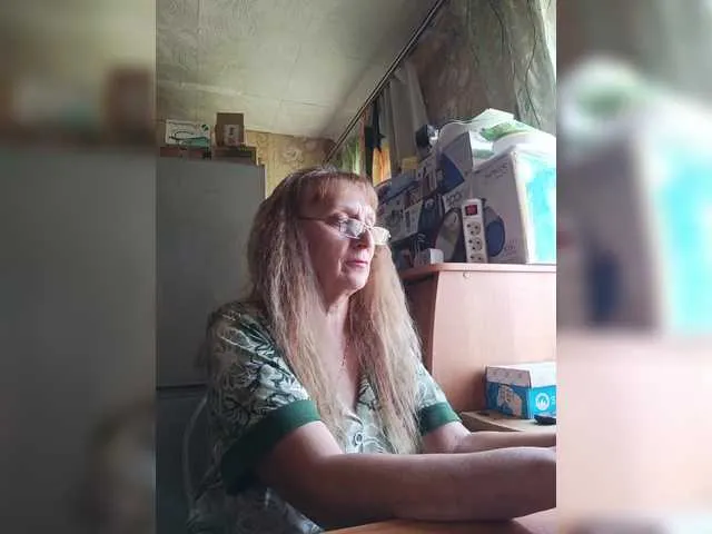 Live sex webcam photo for Sonya48 #291845181
