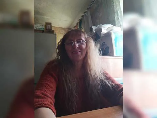 Live sex webcam photo for Sonya48 #291955121