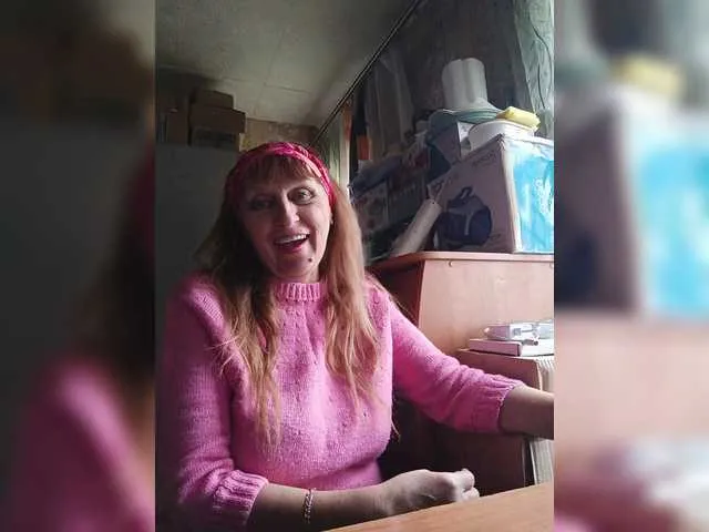 Live sex webcam photo for Sonya48 #292220885