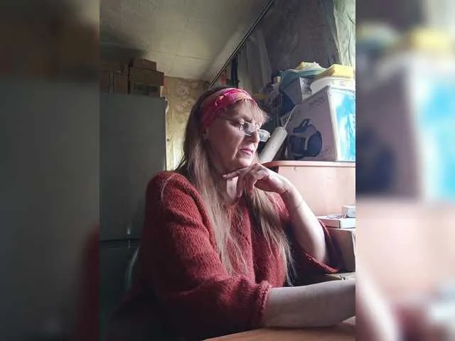 Live sex webcam photo for Sonya48 #292228270