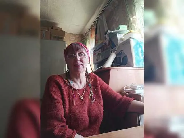 Live sex webcam photo for Sonya48 #292289798