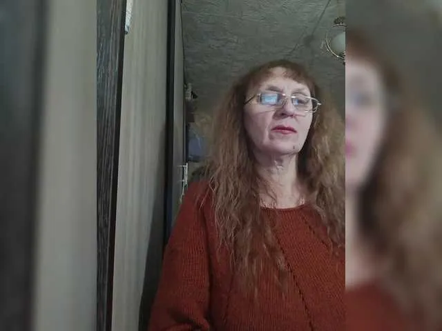 Live sex webcam photo for Sonya48 #292362032