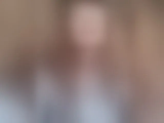 Live sex webcam photo for Sonya48 #292580921