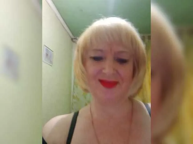 Live sex webcam photo for Sonya52 #272109673
