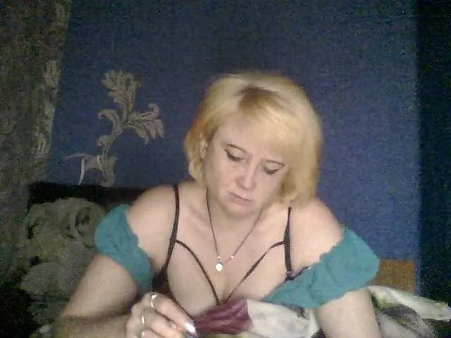 Live sex webcam photo for Sonya52 #272420017