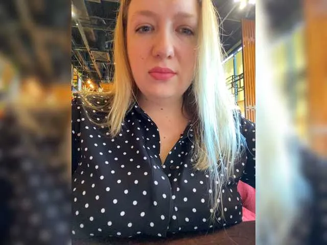 Live sex webcam photo for Sonya699 #273433850