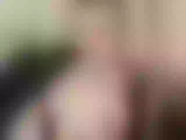 Live sex webcam photo for Sonya699 #290029348
