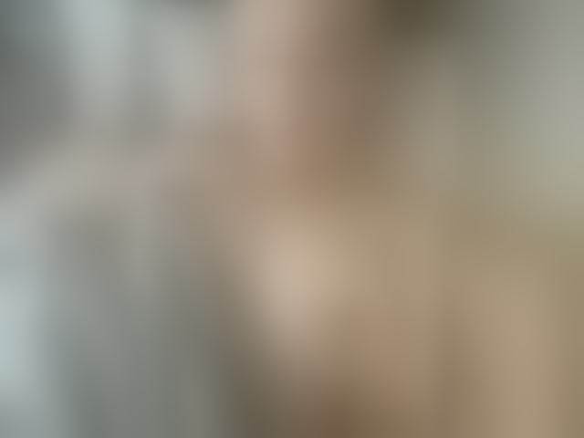 Live sex webcam photo for Sonya699 #294167117