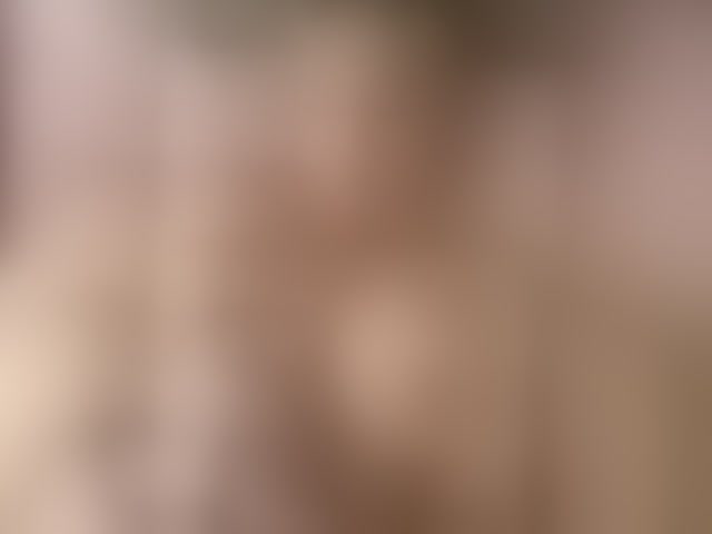 Live sex webcam photo for Sonya699 #294299309