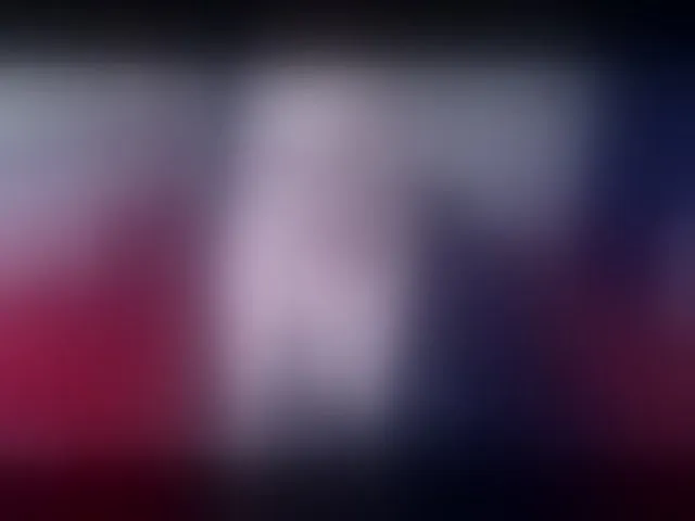 Live sex webcam photo for SonyaHotMilf #292463043
