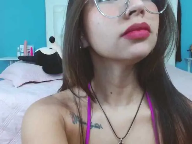 Live sex webcam photo for Sophia-harper #273744322