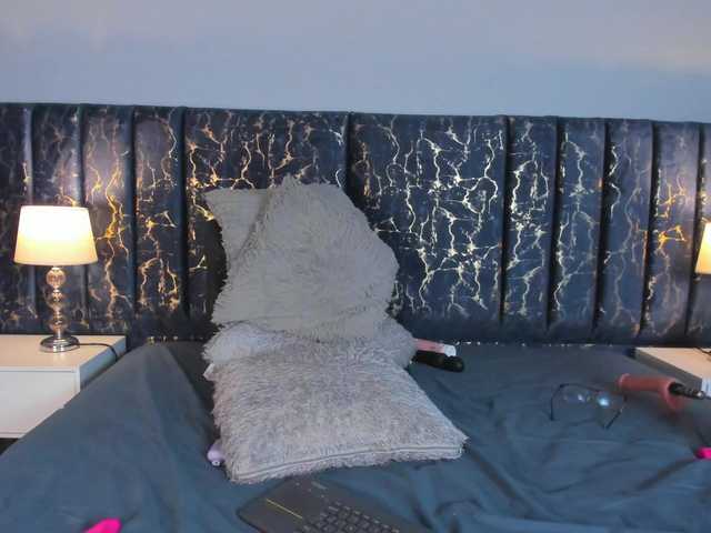 Live sex webcam photo for Sophia-lemos #290952572