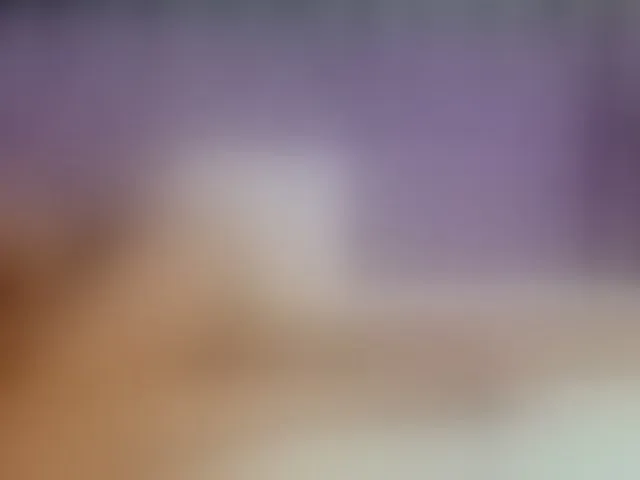 Live sex webcam photo for SophiaMya #275896919